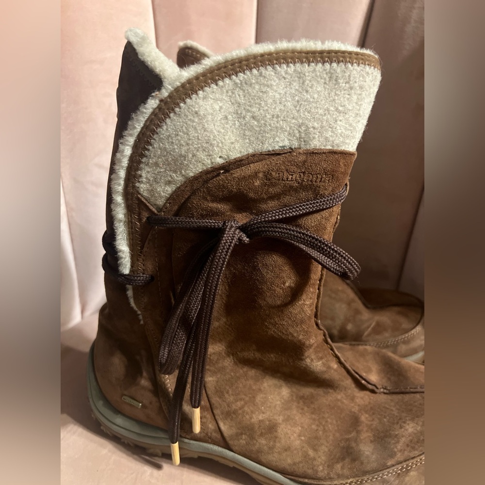 Chic Brown Winter Boots with Cozy Lining - Picture 9 of 12